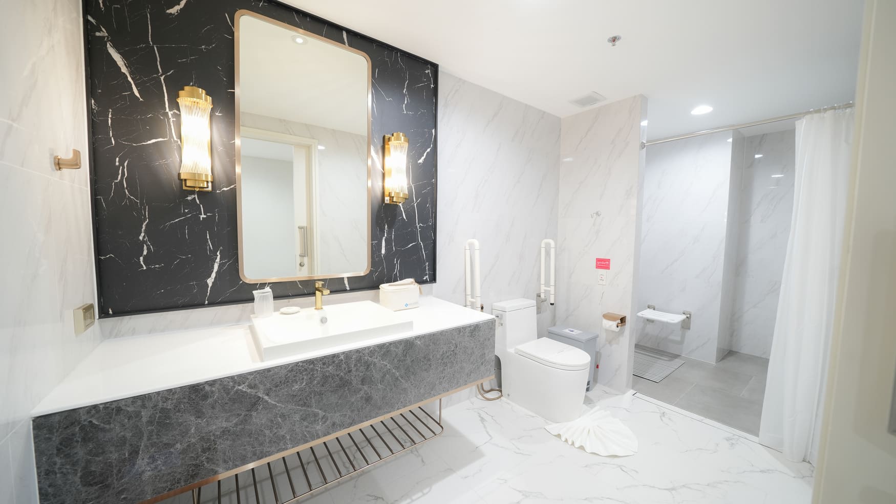 Premium Suvarnabhumi Suite (Elite Ward 15) ภาพที่ 7